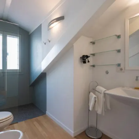 Francesco Da Paola 10 Appartement